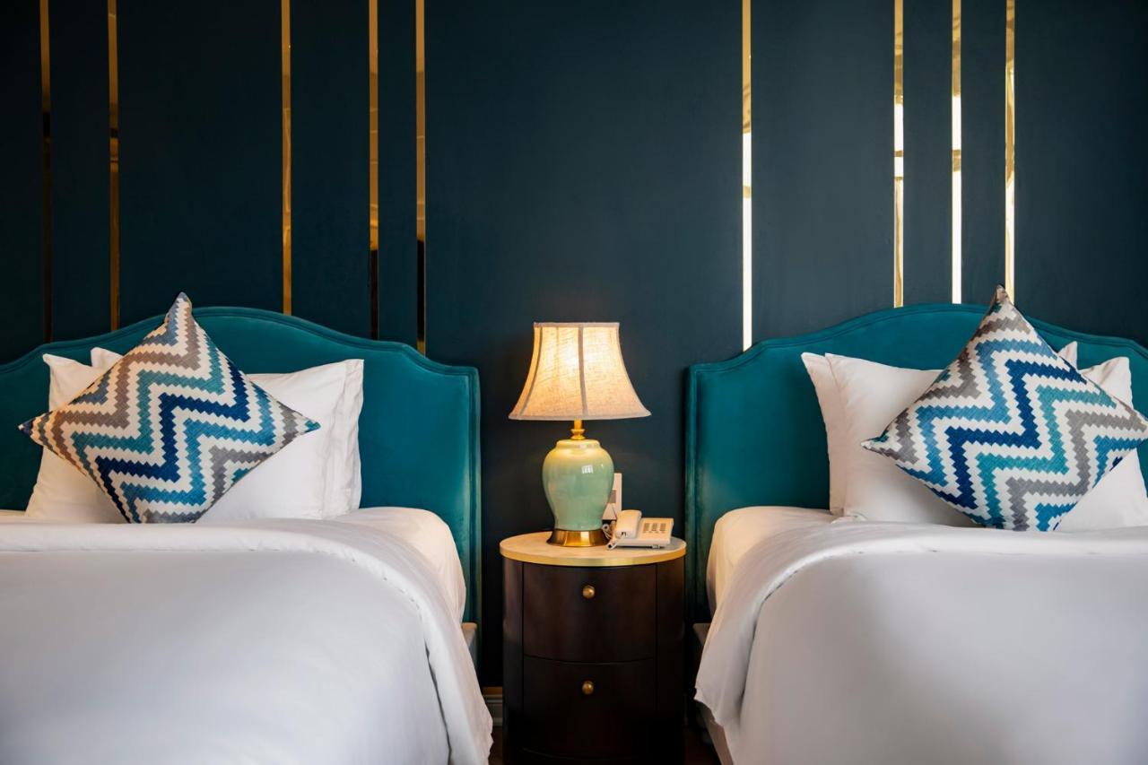 Angel Hotels Beach Danang Екстериор снимка