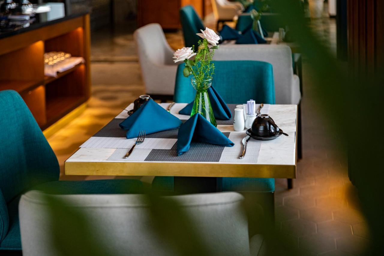 Angel Hotels Beach Danang Екстериор снимка