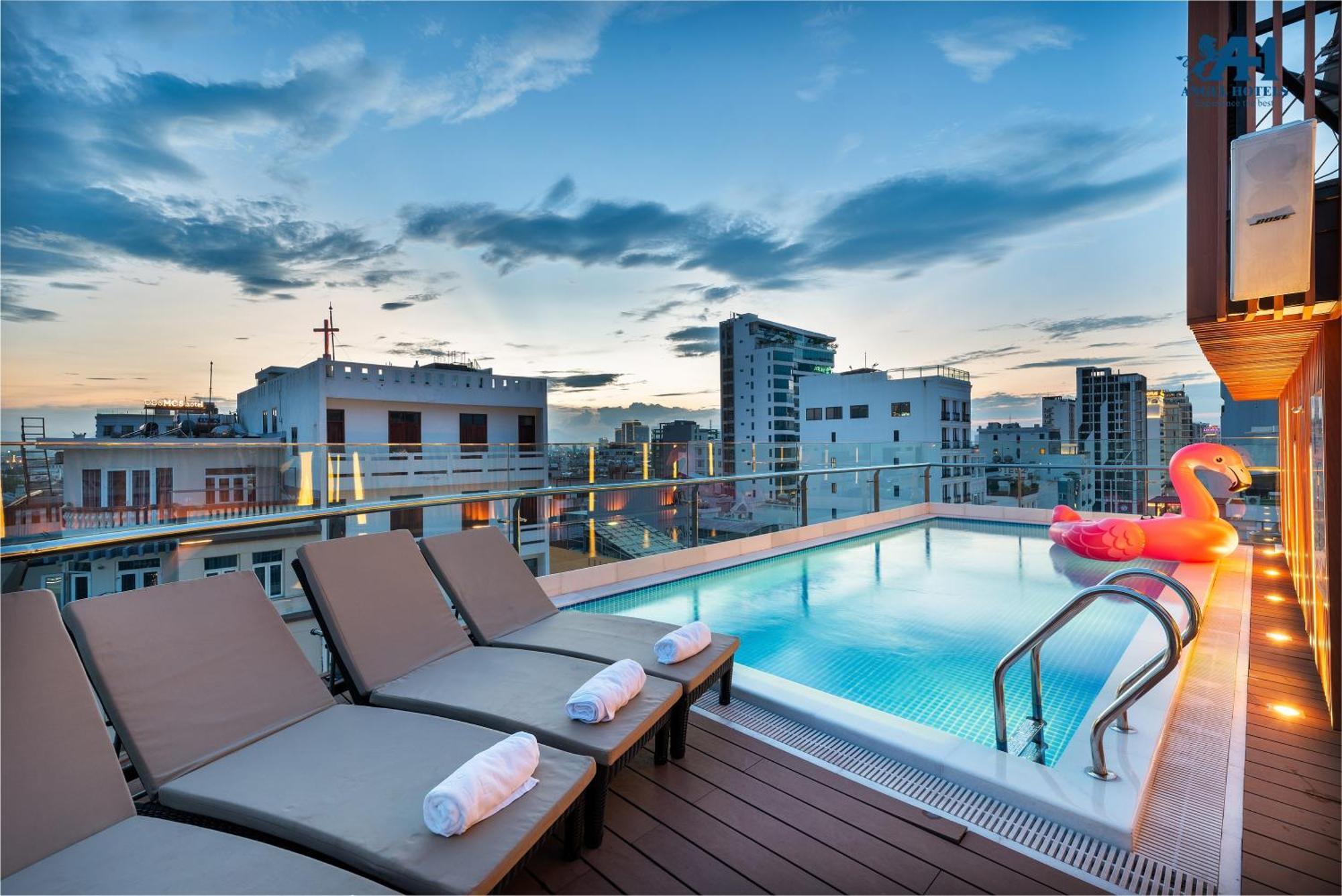 Angel Hotels Beach Danang Екстериор снимка
