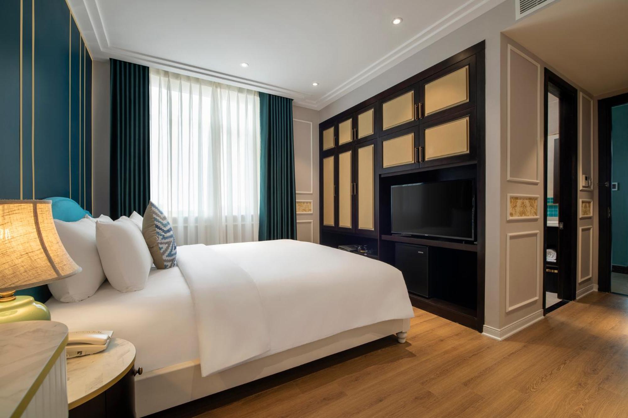 Angel Hotels Beach Danang Екстериор снимка
